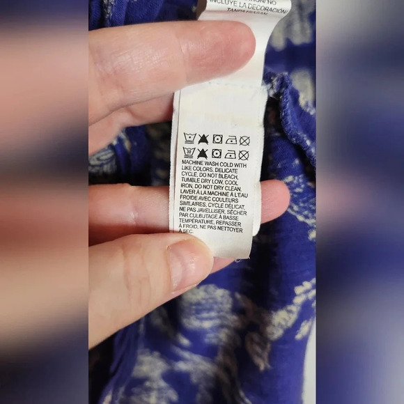 Lucky Brand Women's Floral Top Size Medium Purple Embroidered Lace Boho Peasant - Picture 9 of 9